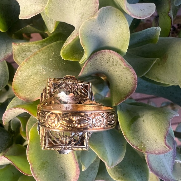 Antique-Style ART DECO Faux DIAMOND CUT CAMPHOR GLASS FILIGREE Cocktail  RING - Picture 8 of 11